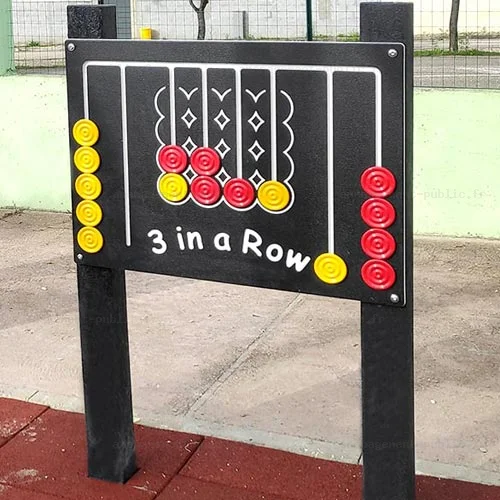 Panneau de jeu extérieur pour enfants inspiré du Puissance 4
